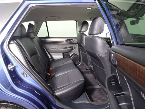 Used 2019 Subaru Outback 2.5i Limited w/ Popular Package #2 image 31