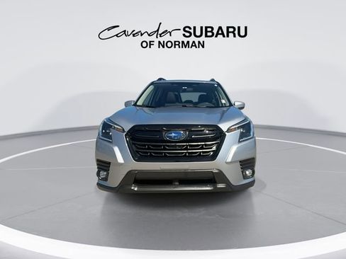 Used 2024 Subaru Forester Premium AWD/4WD image 3