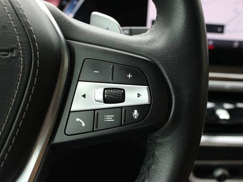 Used 2025 BMW X5 sDrive40i w/ Premium Package RWD image 14
