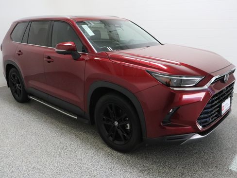 Used 2025 Toyota Grand Highlander AWD Hybrid image 4