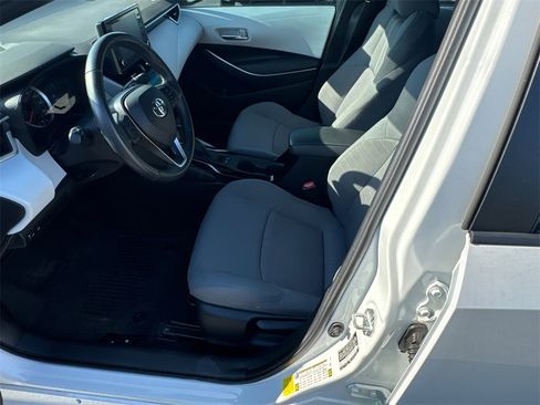 Certified 2022 Toyota Corolla SE image 9