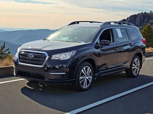 Used 2020 Subaru Ascent Premium w/ Sport Package image 3
