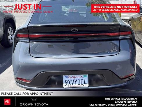 Used 2026 Toyota Prius XLE FWD image 3