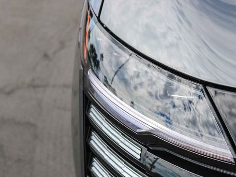 New 2026 Nissan Kicks SV image 11