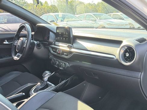 Used 2020 Kia Forte GT-Line w/ GT-Line Premium Package FWD image 20