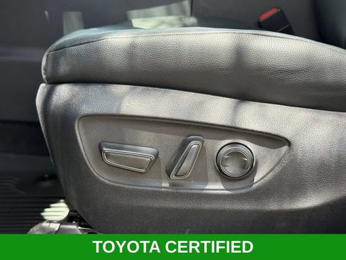 Certified 2025 Toyota Grand Highlander AWD image 12
