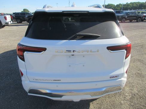 New 2026 GMC Terrain Denali AWD/4WD image 5