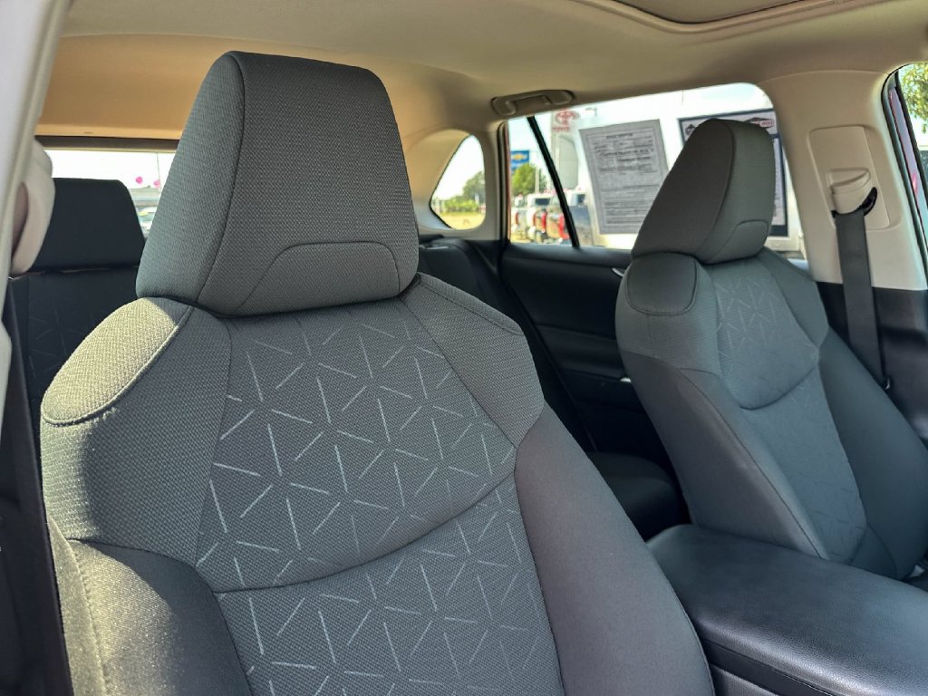 Used 2023 Toyota RAV4 XLE w/ Convenience Package FWD image 24