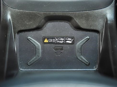 Used 2022 Chevrolet Colorado ZR2 w/ Colorado ZR2 Bison Edition AWD/4WD image 28