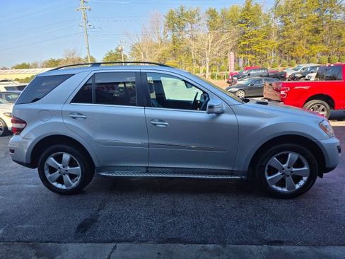 Used 2011 Mercedes-Benz ML 350 2WD image 4