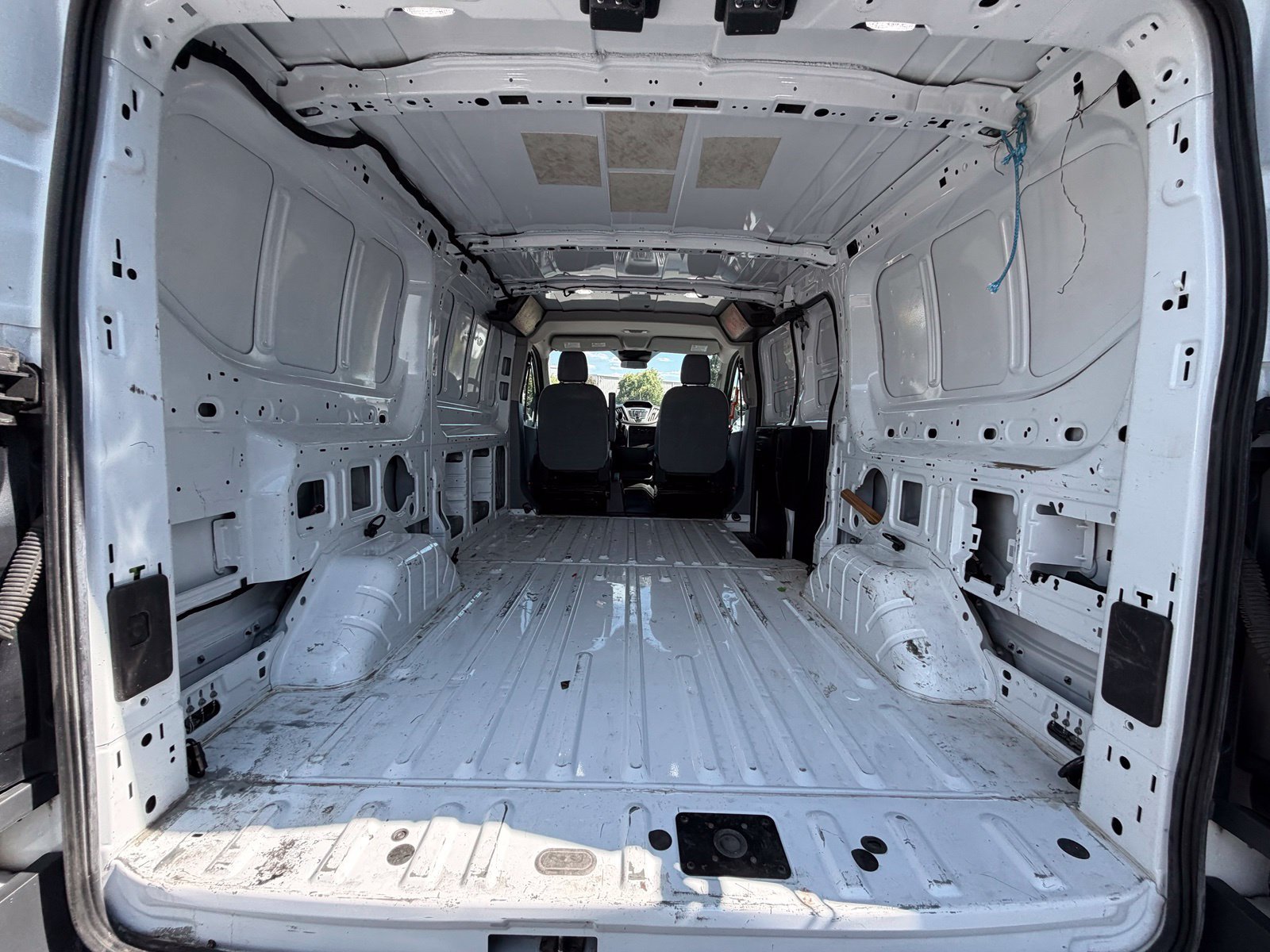 Used 2018 Ford Transit 150 130 Low Roof RWD image 23