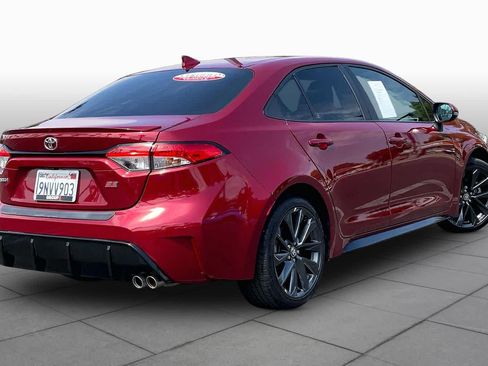 Used 2023 Toyota Corolla SE w/ SE Premium Package FWD image 12