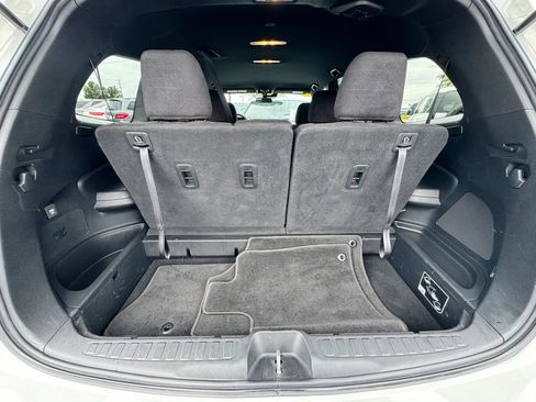 Used 2022 Honda Pilot Sport image 40