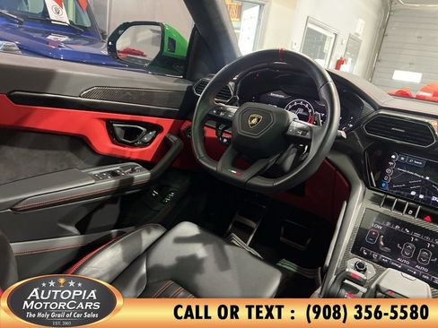 Used 2023 Lamborghini Urus S AWD/4WD image 27