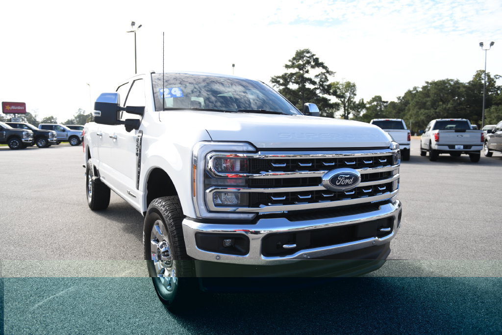 Used 2024 Ford F250 Lariat w/ Lariat Ultimate Package AWD/4WD image 4