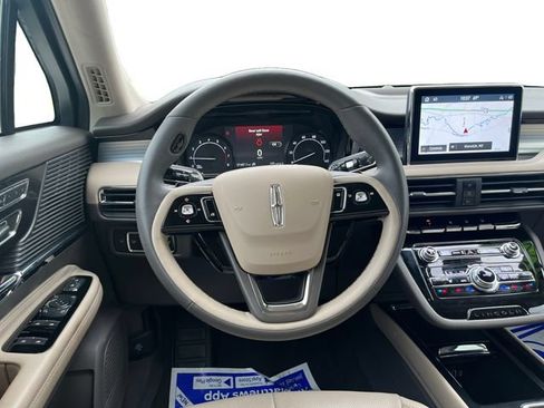 Used 2022 Lincoln Corsair AWD w/ Equipment Group 101A image 13