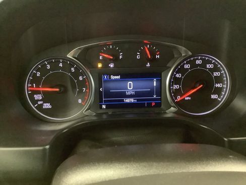 Used 2023 GMC Acadia SLE w/ Driver Convenience Package FWD image 8