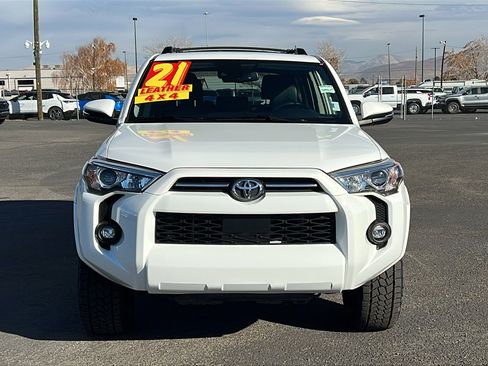 Used 2021 Toyota 4Runner SR5 Premium w/ Moonroof Package image 2