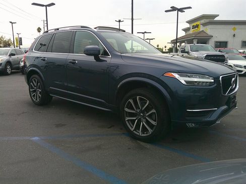Used 2019 Volvo XC90 T6 Momentum image 10