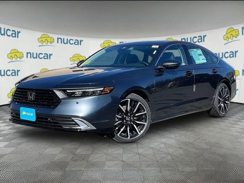 New 2026 Honda Accord Touring image 4