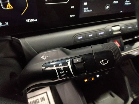 Used 2025 Kia K4 EX image 15