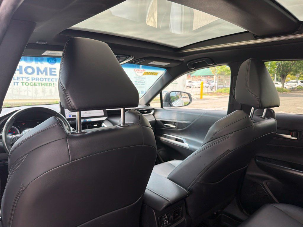 Used 2023 Toyota Venza Nightshade AWD/4WD image 25