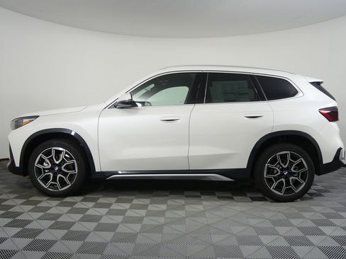 Used 2026 BMW X1 xDrive28i w/ Technology Package image 6