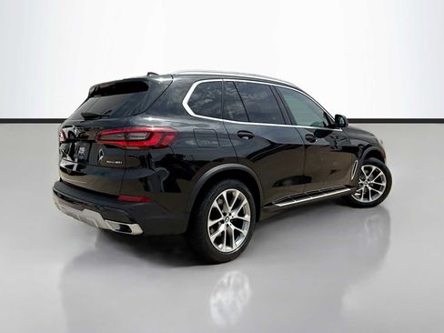 Used 2023 BMW X5 xDrive40i AWD/4WD image 3