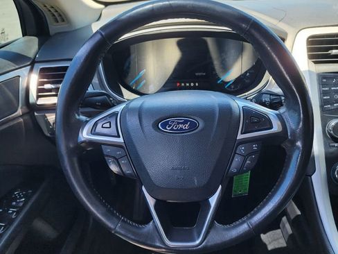 Used 2014 Ford Fusion SE w/ Equipment Group 201A image 10