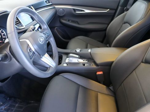 Used 2024 INFINITI QX55 Luxe w/ Cargo Package image 18