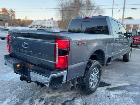 Used 2024 Ford F250 Lariat image 9