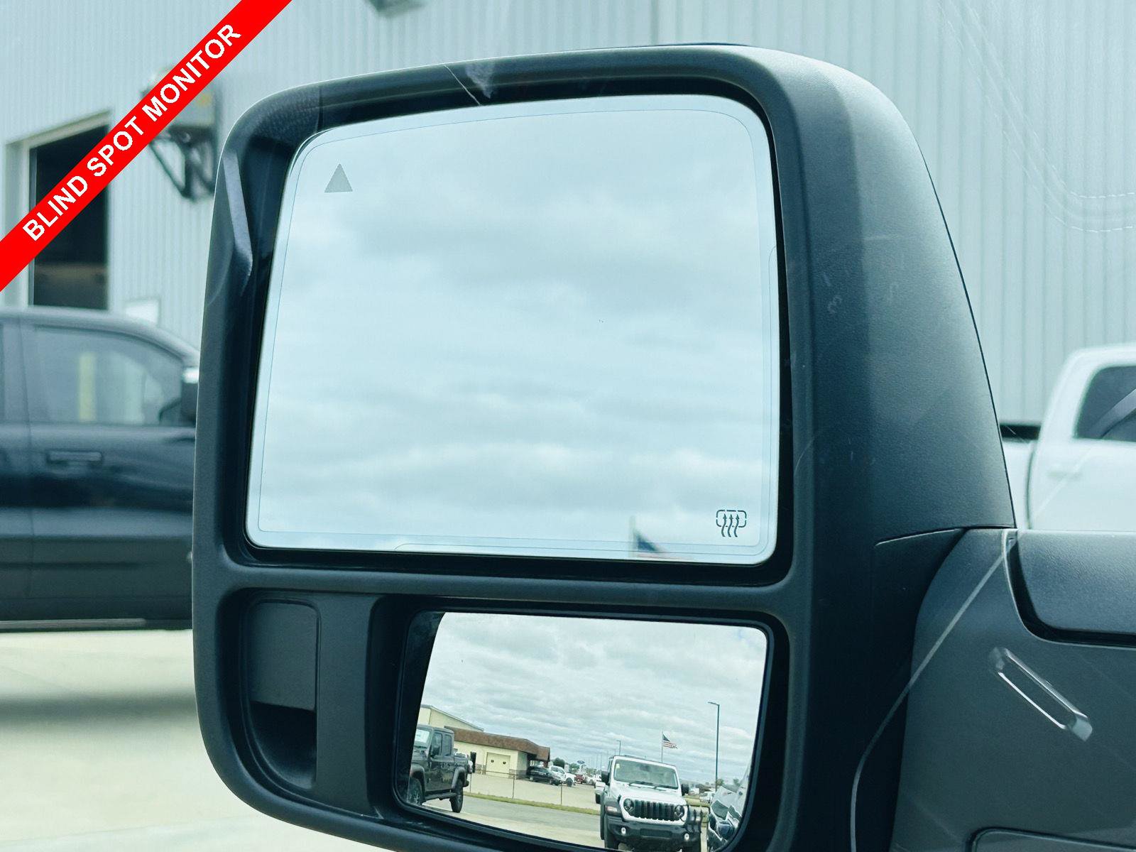 Used 2023 RAM 3500 Laramie AWD/4WD image 10