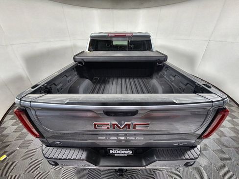 Used 2023 GMC Sierra 1500 SLT w/ SLT Convenience Package image 24