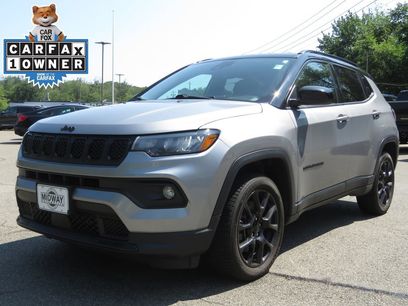 Used 2023 Jeep Compass Latitude w/ Convenience Group