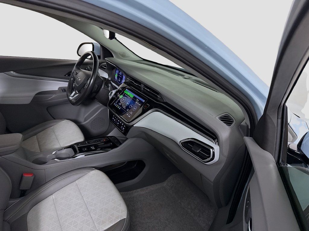 Used 2022 Chevrolet Bolt EUV Premier FWD image 30