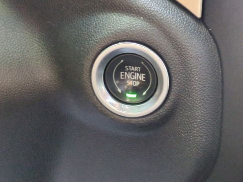 Used 2021 Chevrolet Silverado 1500 RST w/ Bed Protection Package image 16