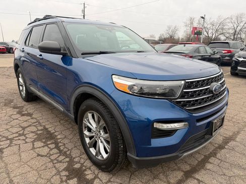 Used 2020 Ford Explorer XLT w/ Equipment Group 202A image 11