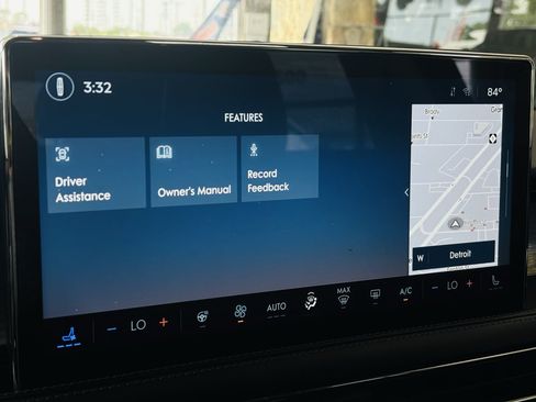 Used 2023 Lincoln Corsair AWD w/ Equipment Group 101A image 62