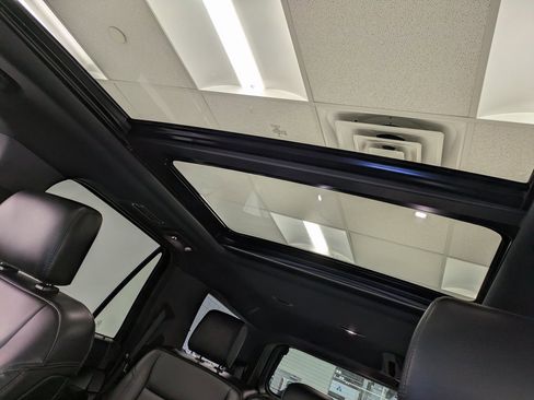 Used 2019 Ford Expedition XLT w/ Equipment Group 202A image 20