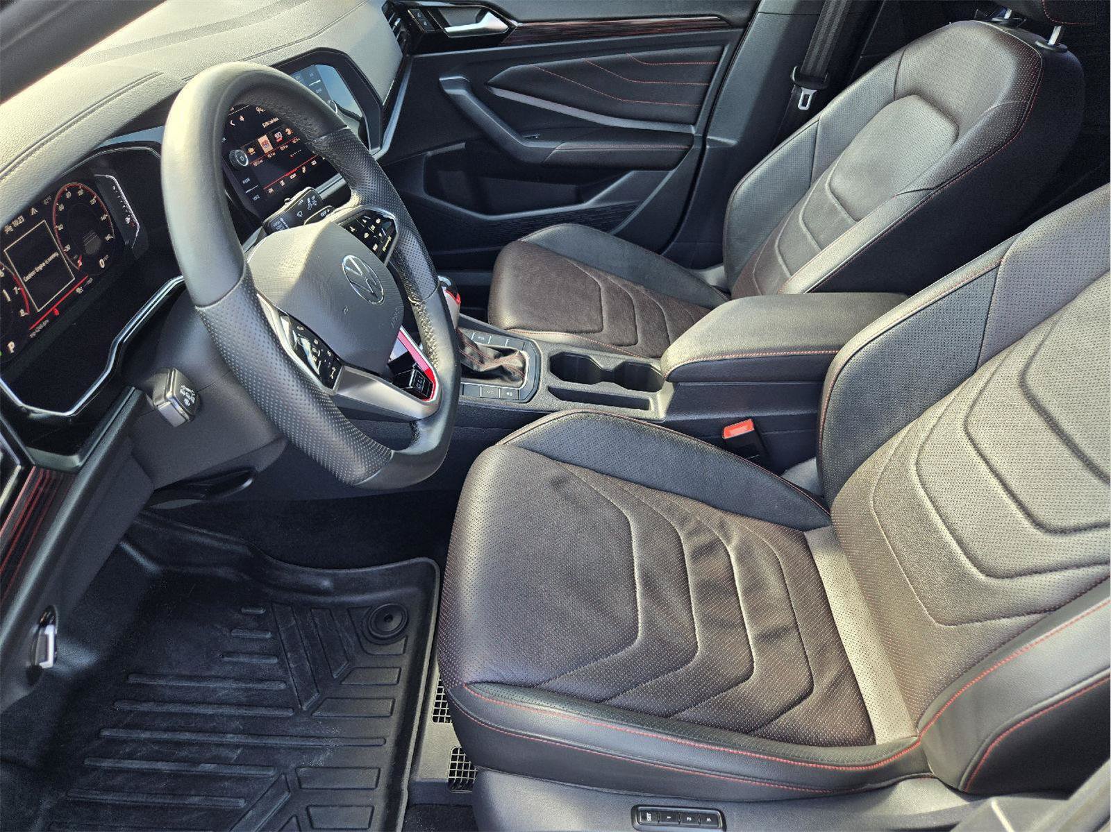 Used 2022 Volkswagen Jetta GLI Autobahn FWD image 12