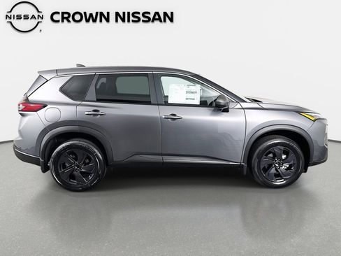 New 2026 Nissan Rogue SV image 4