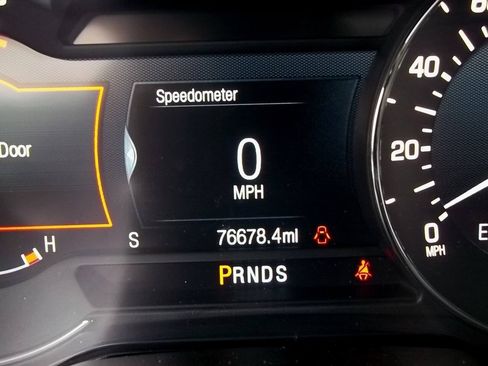 Used 2018 Lincoln MKC Select w/ Select Plus Package AWD/4WD image 16