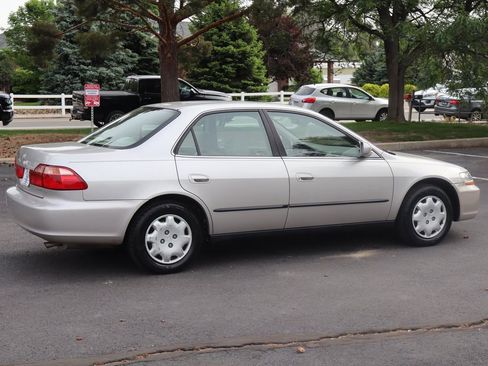 Used 1998 Honda Accord LX image 4