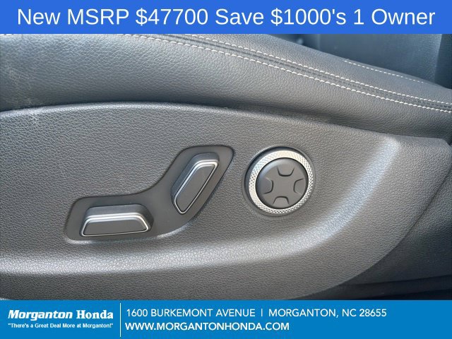 Used 2025 Genesis GV70 2.5T AWD/4WD image 16