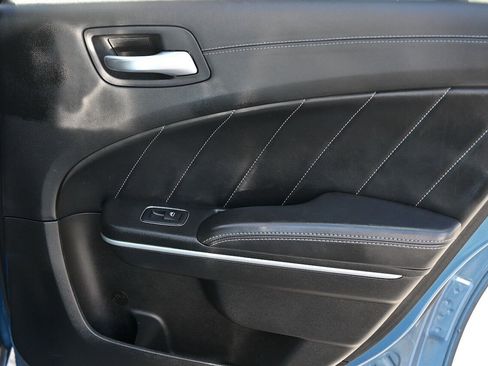 Used 2022 Dodge Charger SXT w/ Plus Group image 15