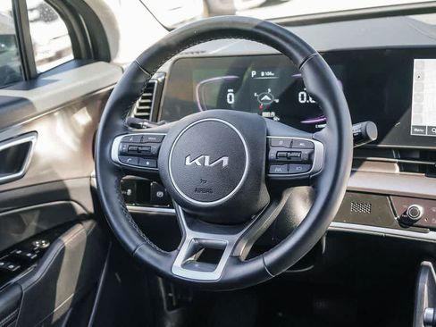 Certified 2025 Kia Sportage EX FWD image 14