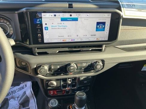 New 2026 Jeep Gladiator Mojave AWD/4WD image 18