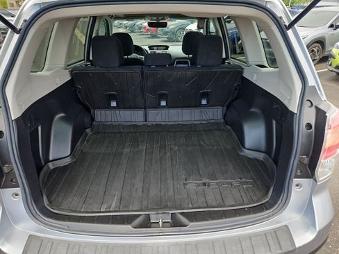 Used 2018 Subaru Forester 2.5i Premium w/ All-Weather Package AWD/4WD image 7