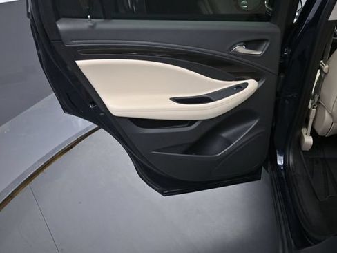 Used 2020 Buick Envision Preferred FWD image 16