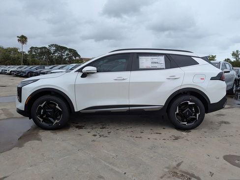 New 2026 Kia Sportage EX image 5